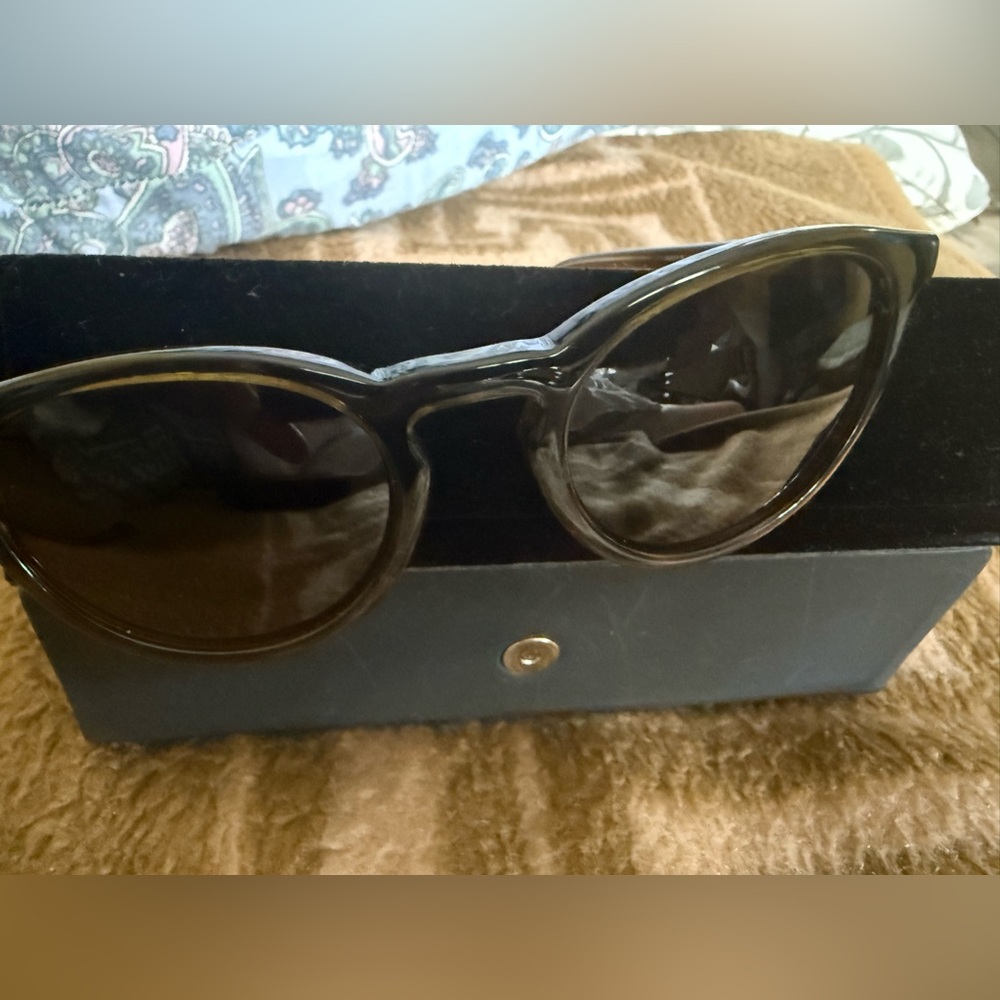 Banana Republic Sunglasses with case